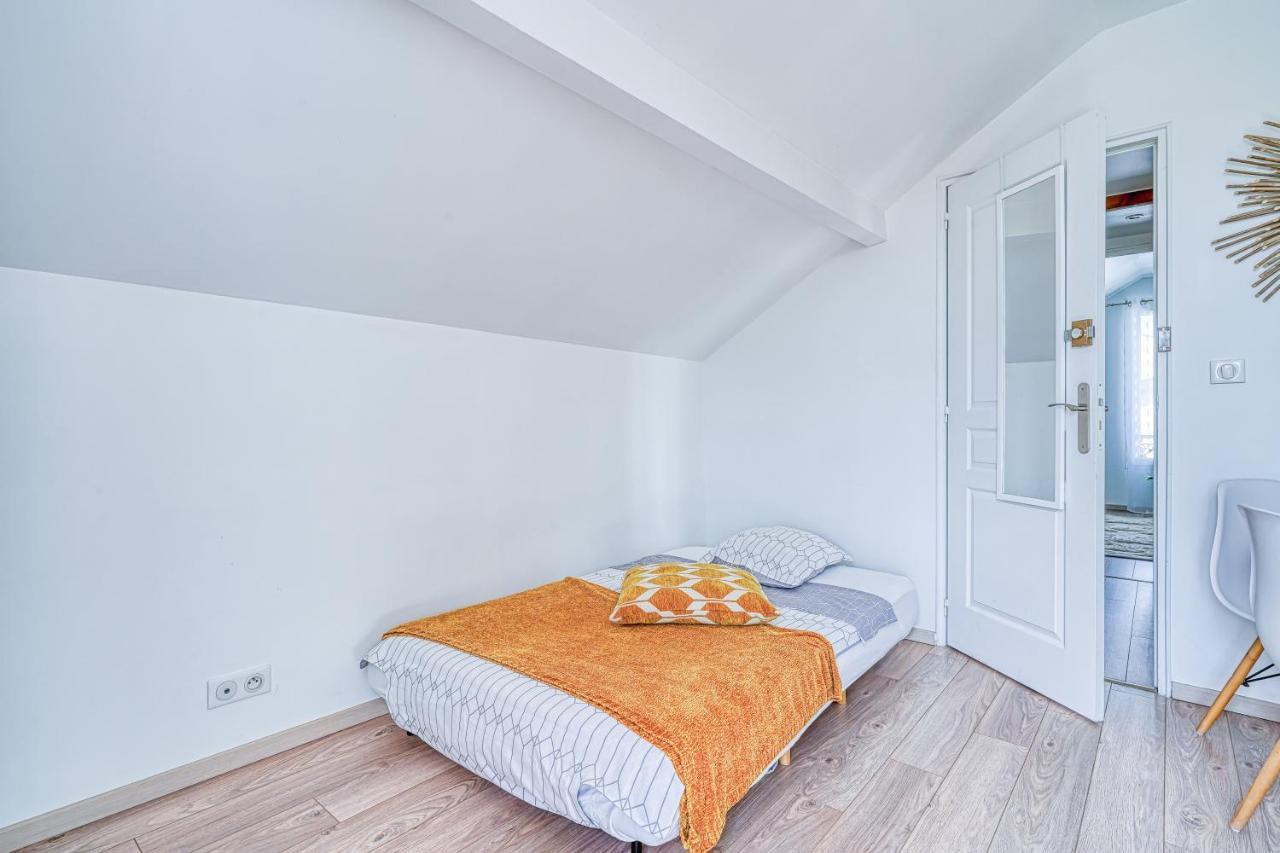 Greg & Theo'S Hotel Fontenay-sous-Bois Bagian luar foto
